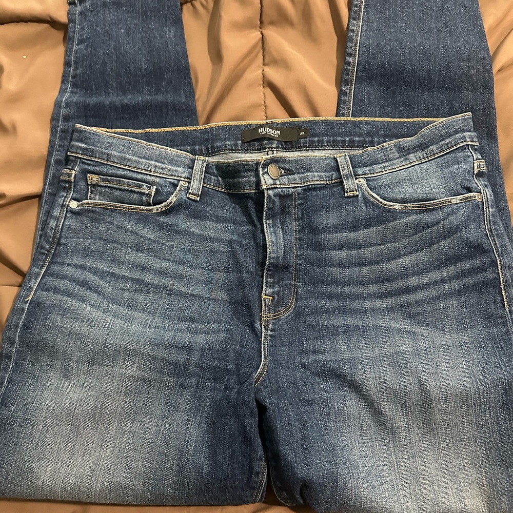 Hudson’s skinny Blue Jeans